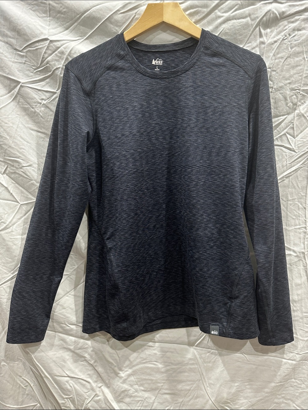 REI Women’s  Long-Sleeve Crew Shirt in heather black and white